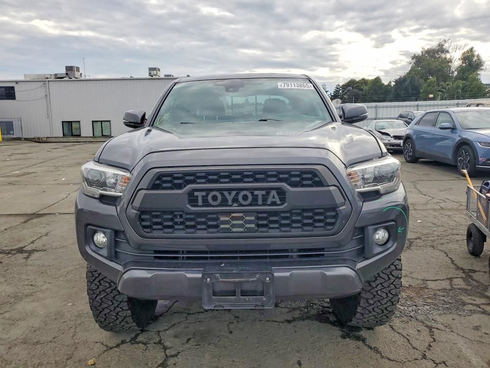 2018 Toyota Tacoma TRD OFF-Road