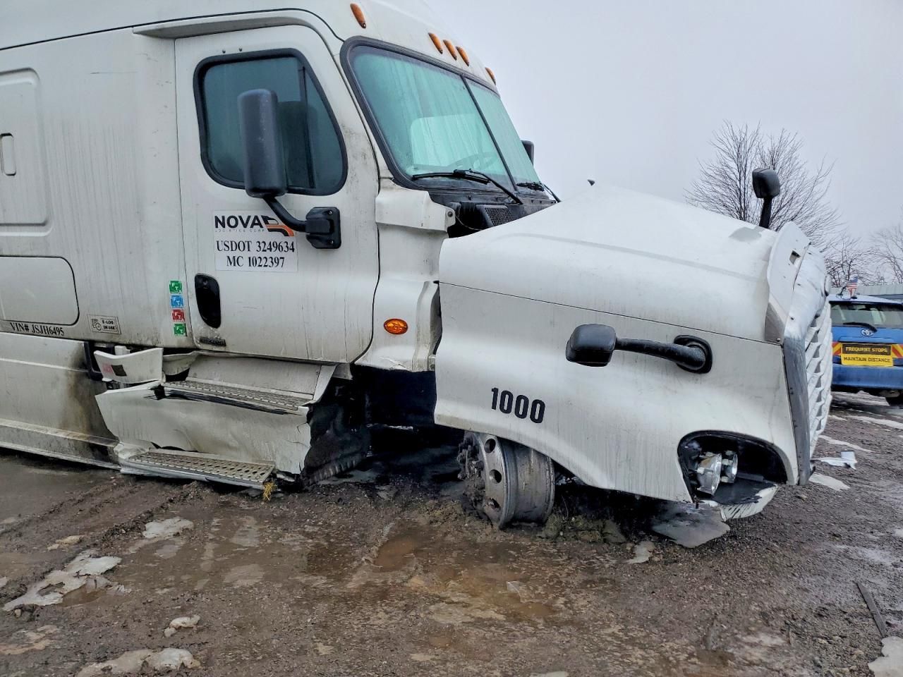 2018 Freightliner Cascadia 125 Semi Truck