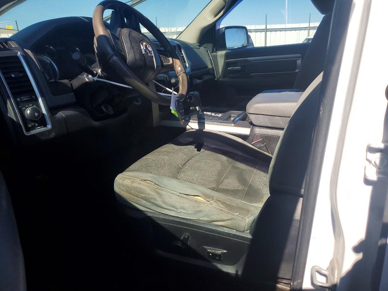 2013 Dodge RAM 1500 SLT