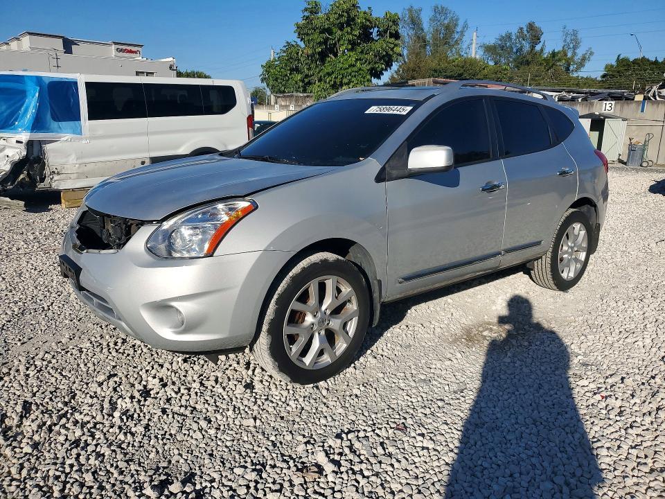 2011 Nissan Rogue s