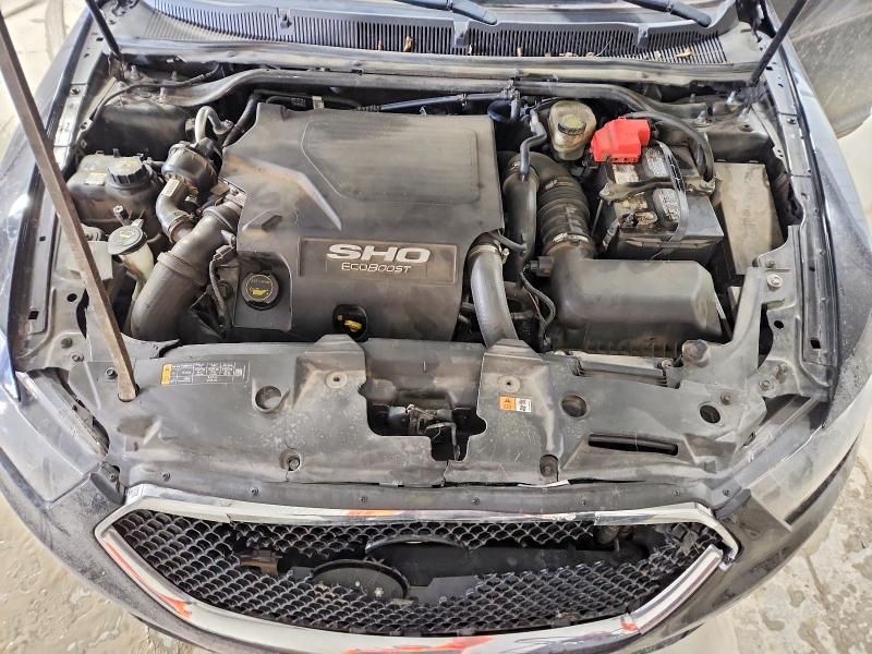 2016 Ford Taurus sho