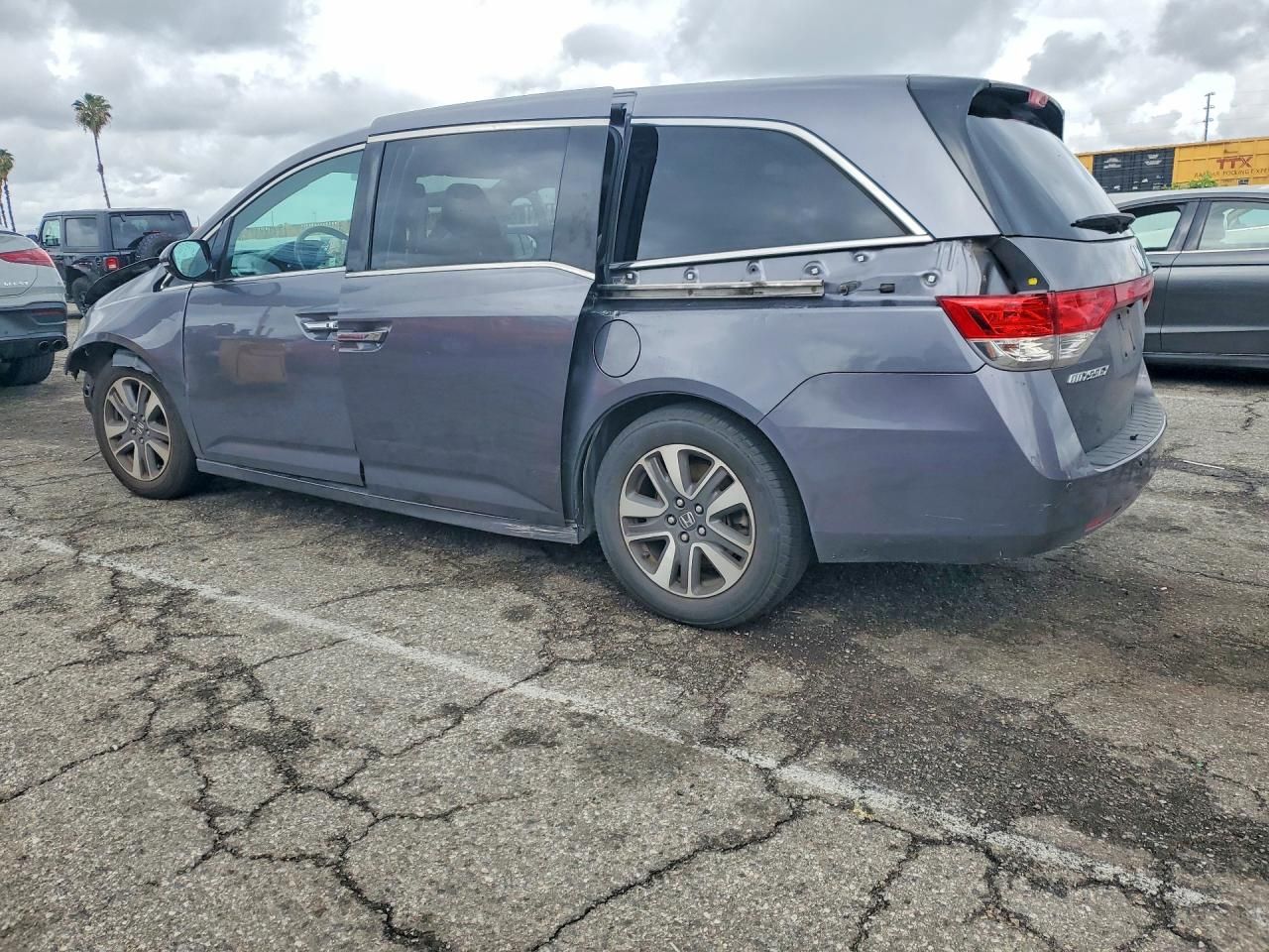 2015 Honda Odyssey Touring