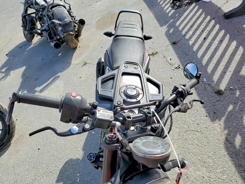 2023 Husqvarna Vitpilen 401/SVARTPILEN 401