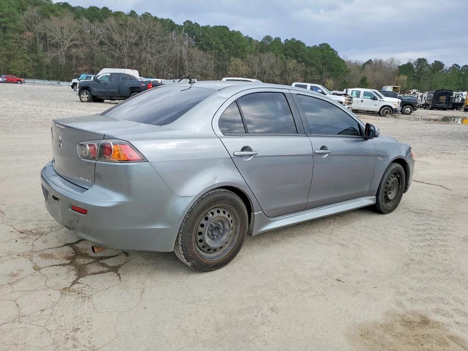 2015 Mitsubishi Lancer es