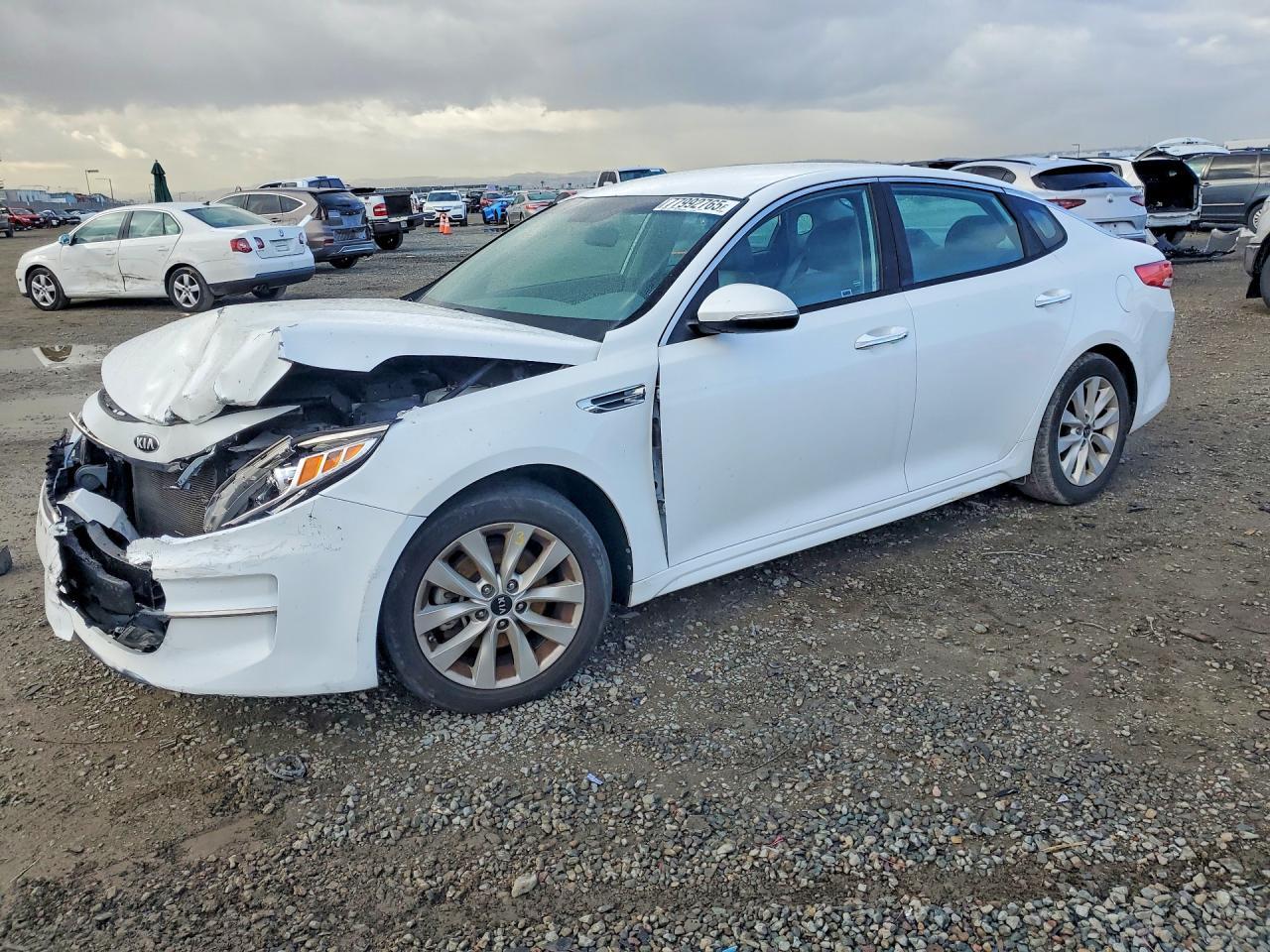 2016 KIA Optima ex