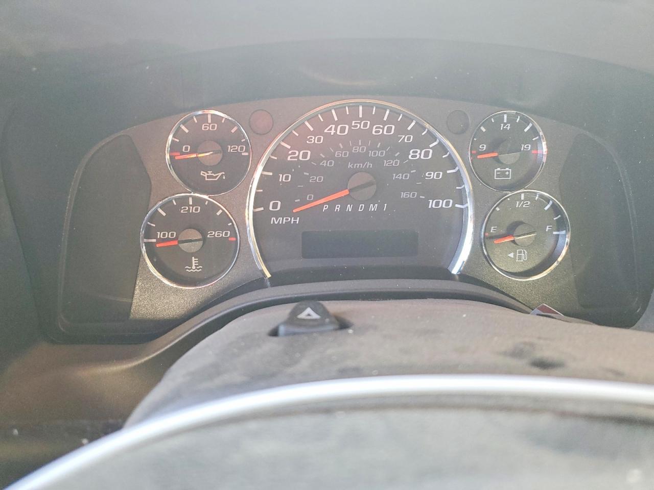 2022 Chevrolet Express G2500