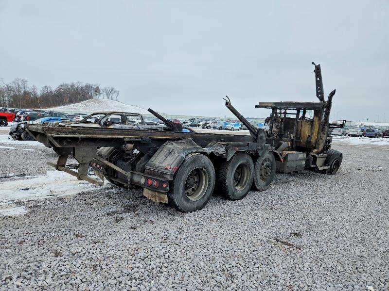 2020 Kenworth Construction T880