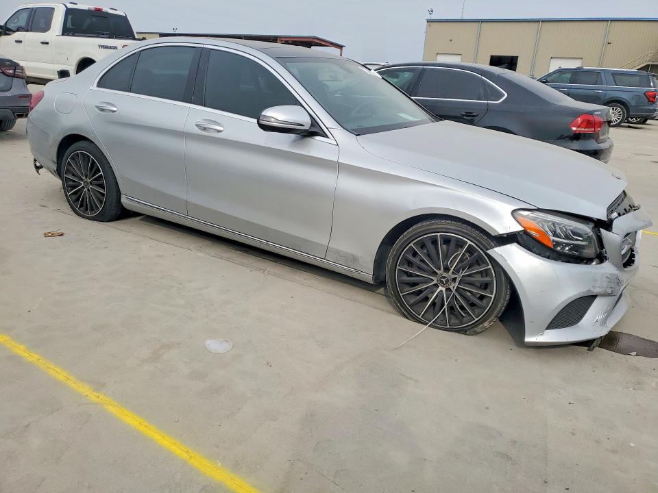 2020 Mercedes-Benz C300