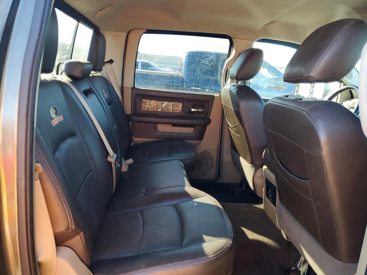 2012 Dodge RAM 1500 SLT