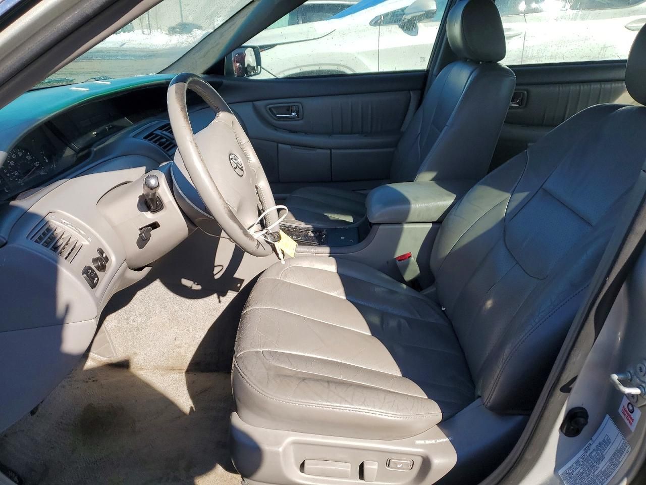 2003 Toyota Avalon xl