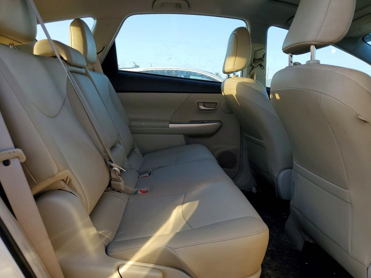 2013 Toyota Prius v