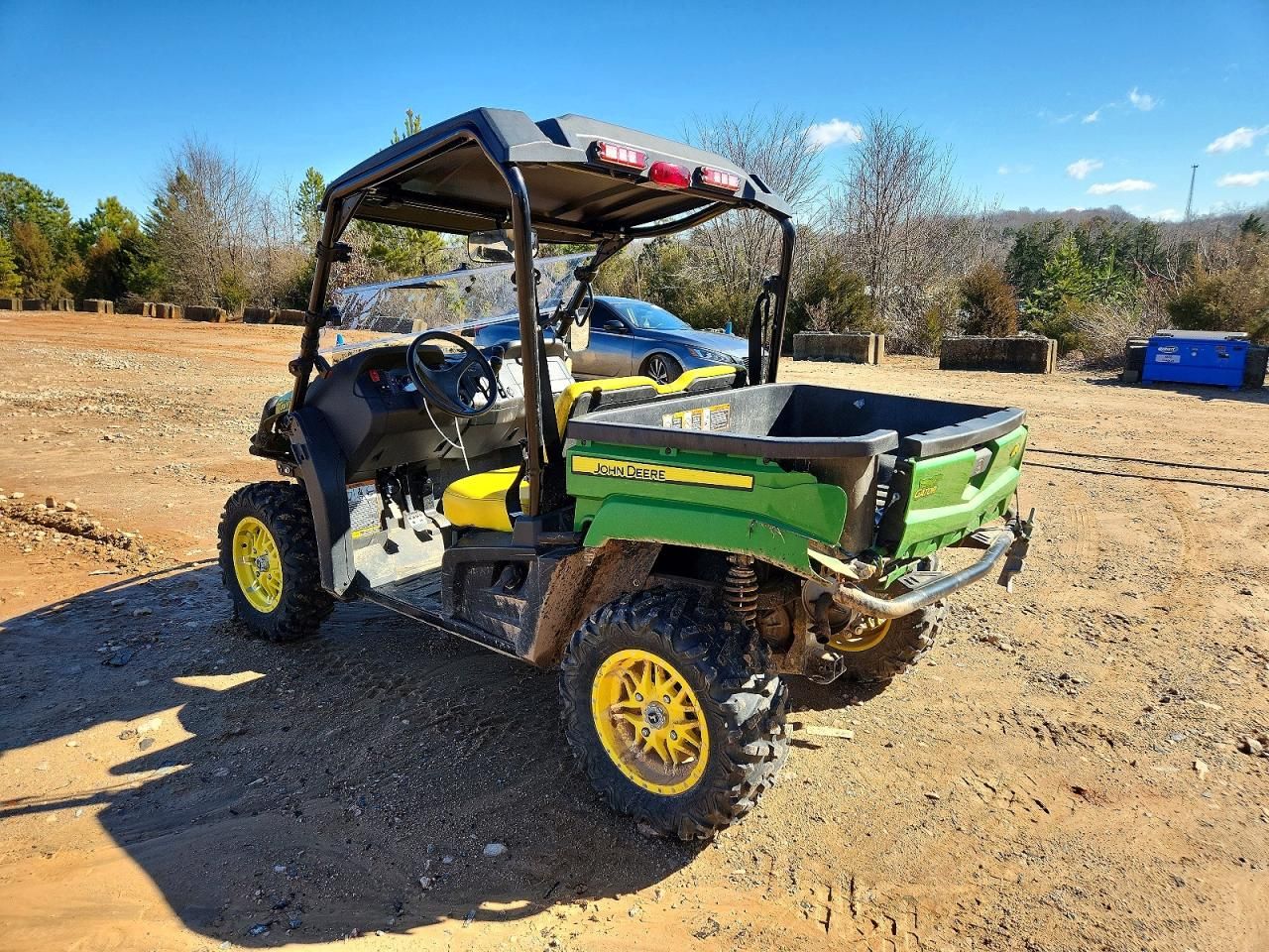 2020 John Deere XUV590M