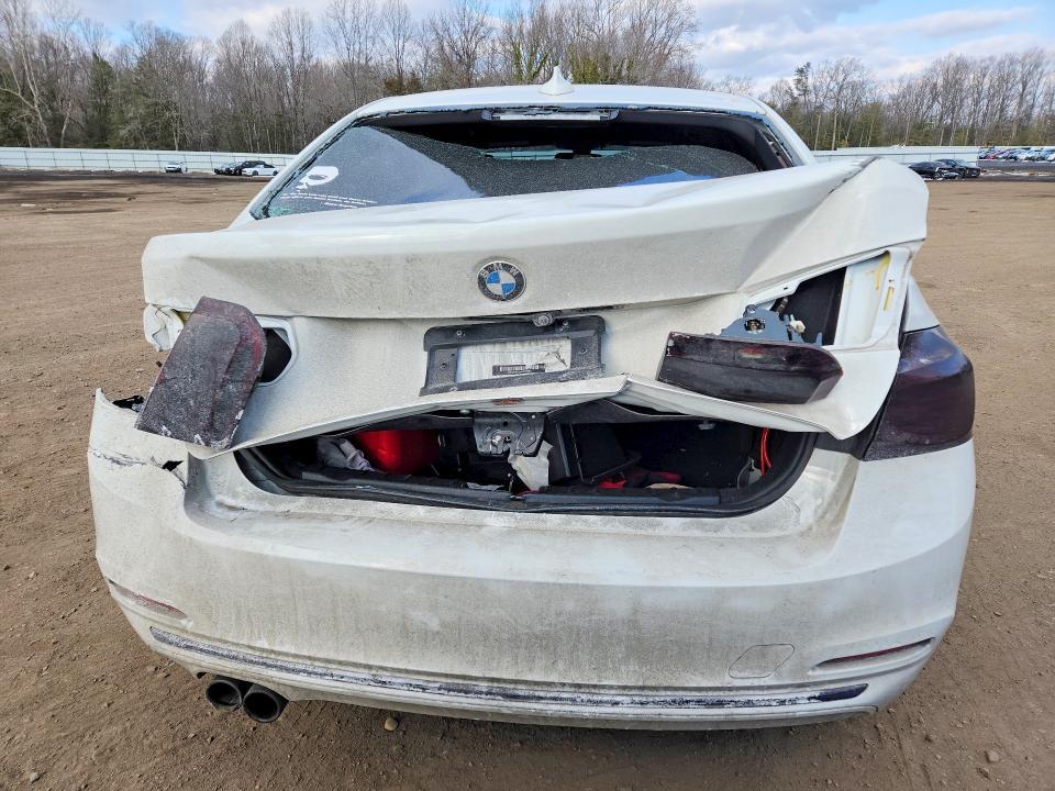 2018 BMW 330 xi