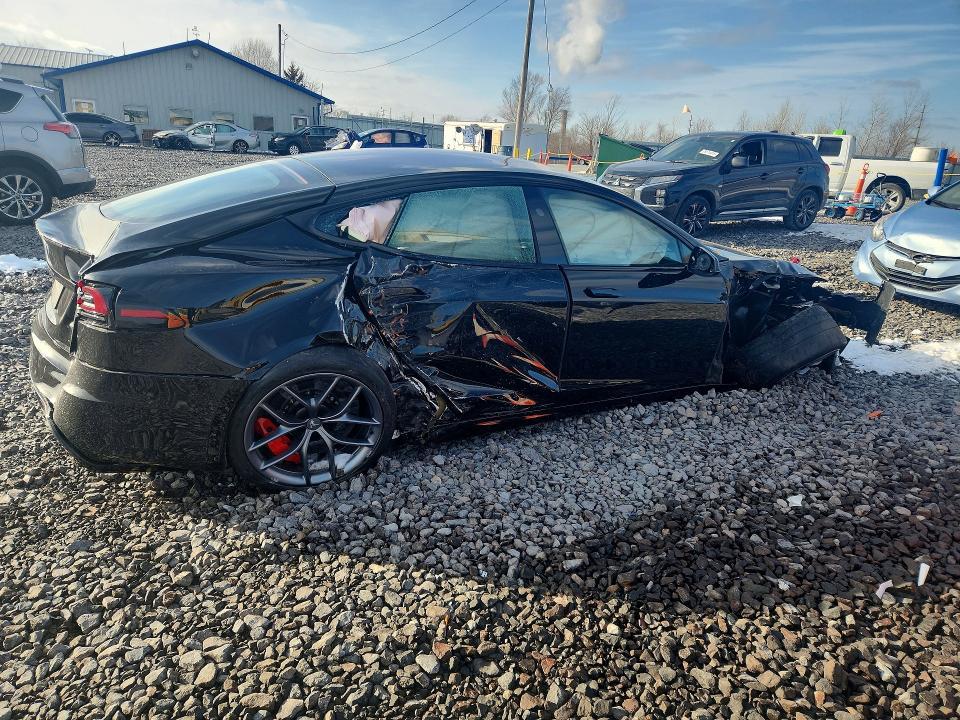 2025 Tesla Model s