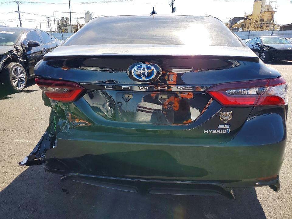 2023 Toyota Camry Hybrid se