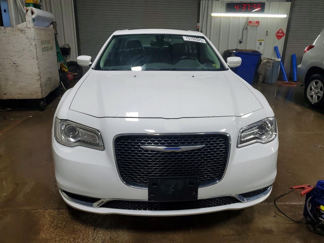 2015 Chrysler 300 Limited