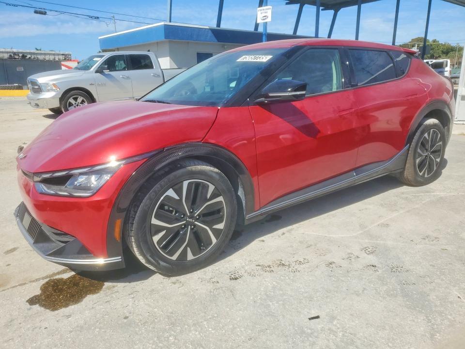 2024 KIA EV6 Light