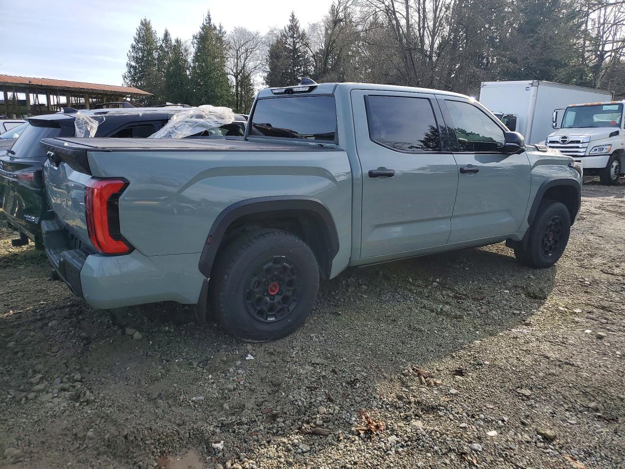 2022 Toyota Tundra Crewmax Limited