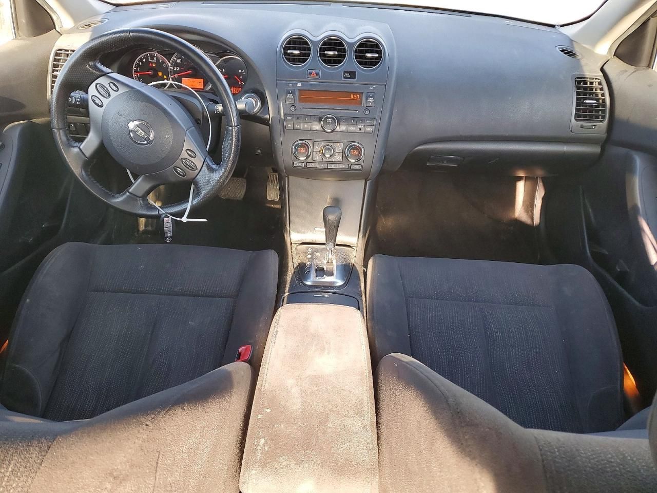2010 Nissan Altima Base