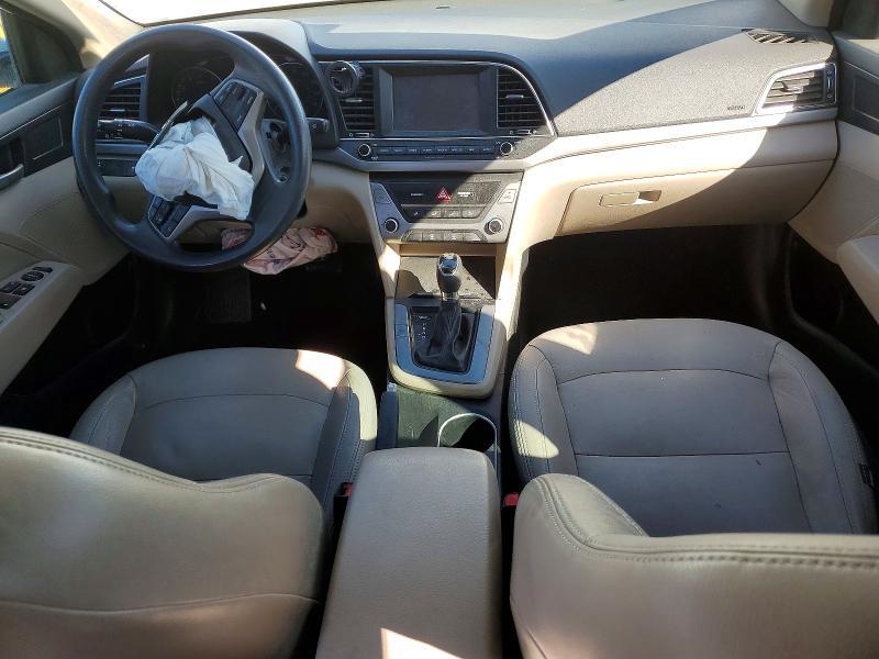 2017 Hyun Elantra gt Automatic