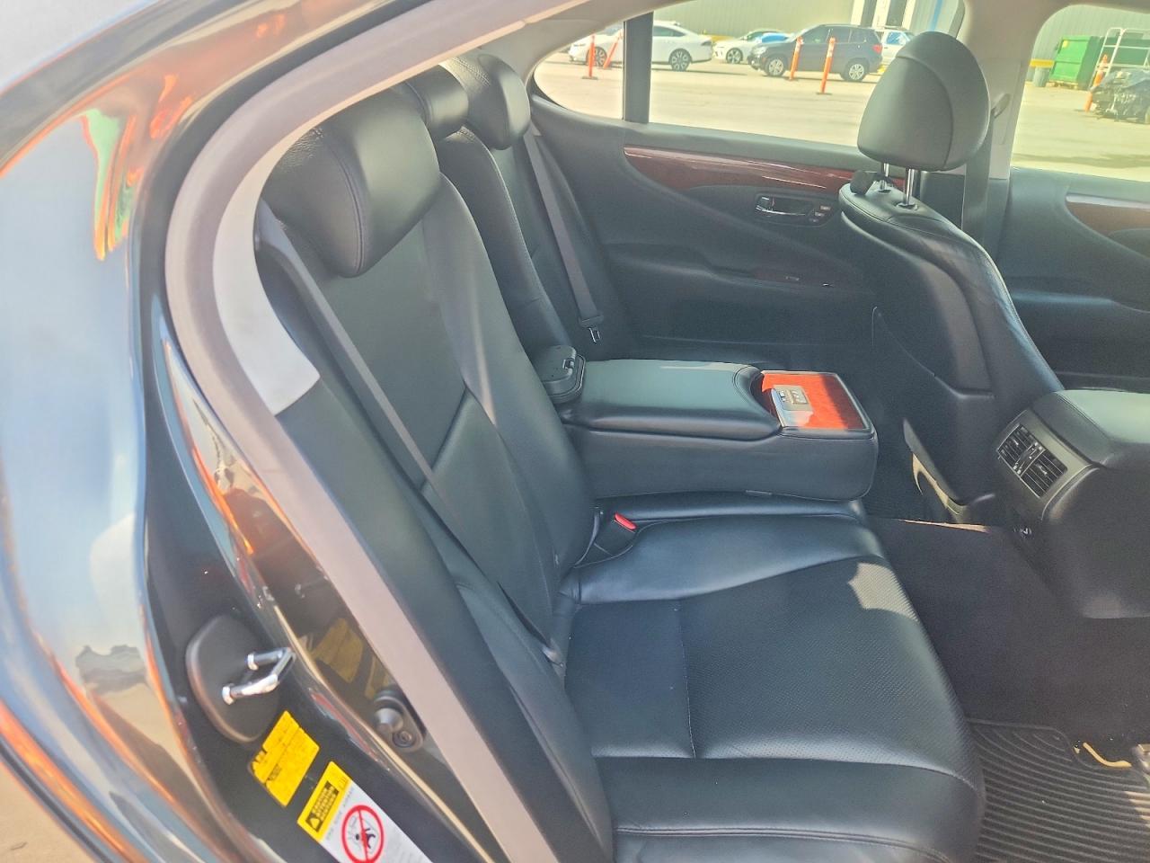 2007 Lexus LS