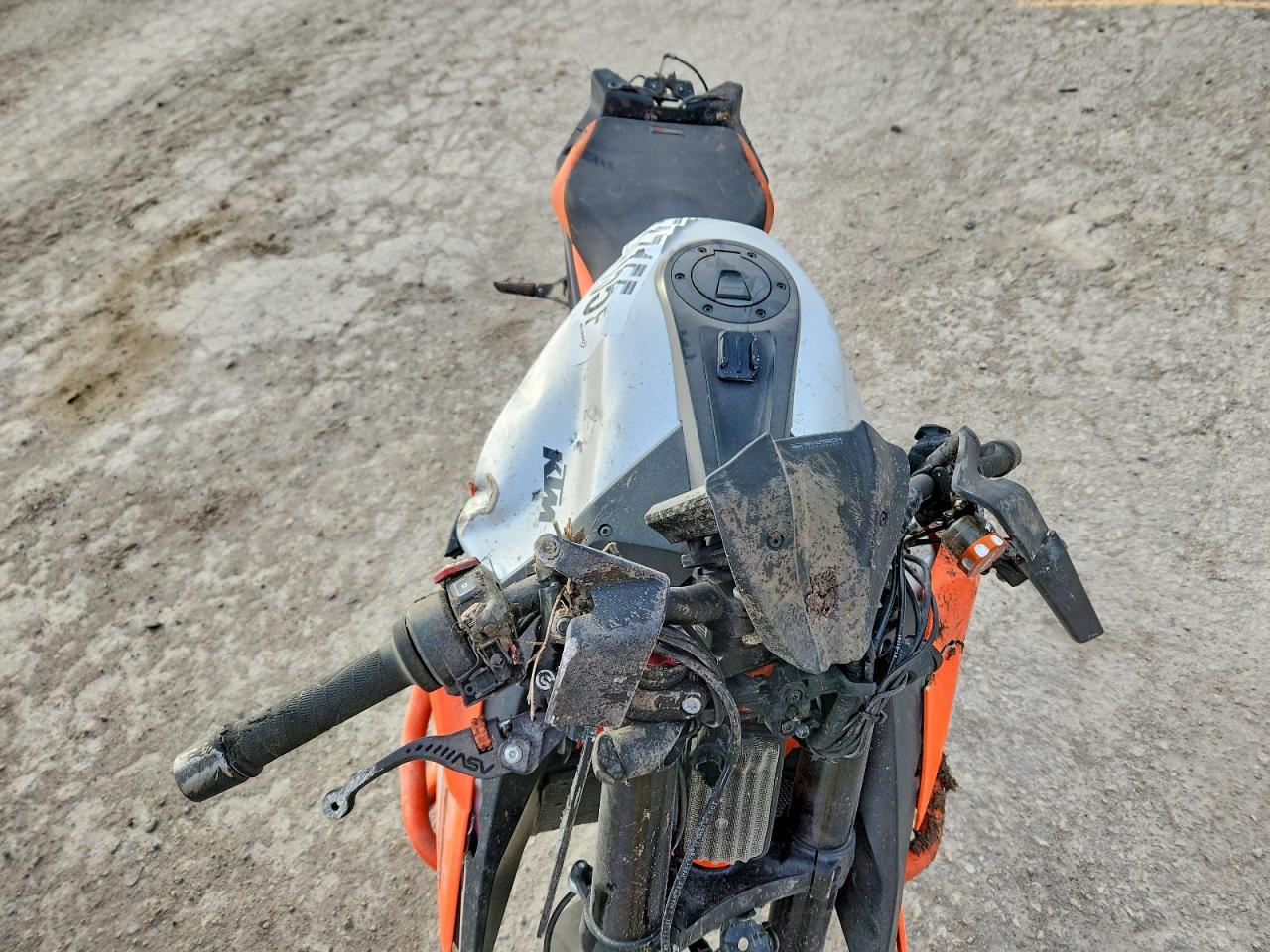 2022 KTM 1290 Super Duke R