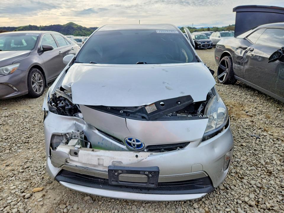 2015 Toyota Prius Plug-in Hybrid Base