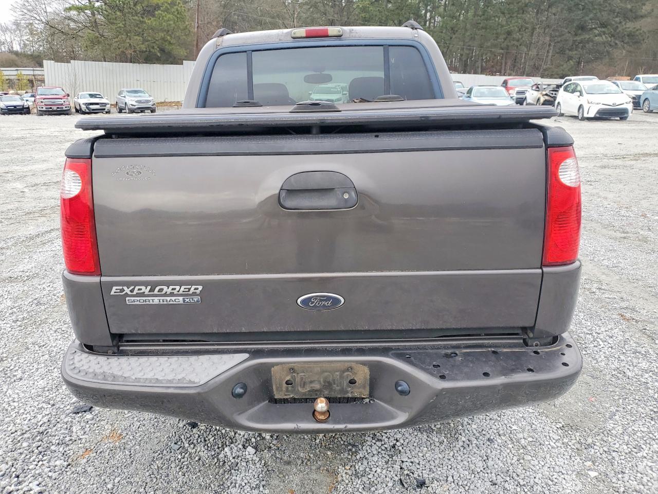 2005 Ford Explorer Sport Trac