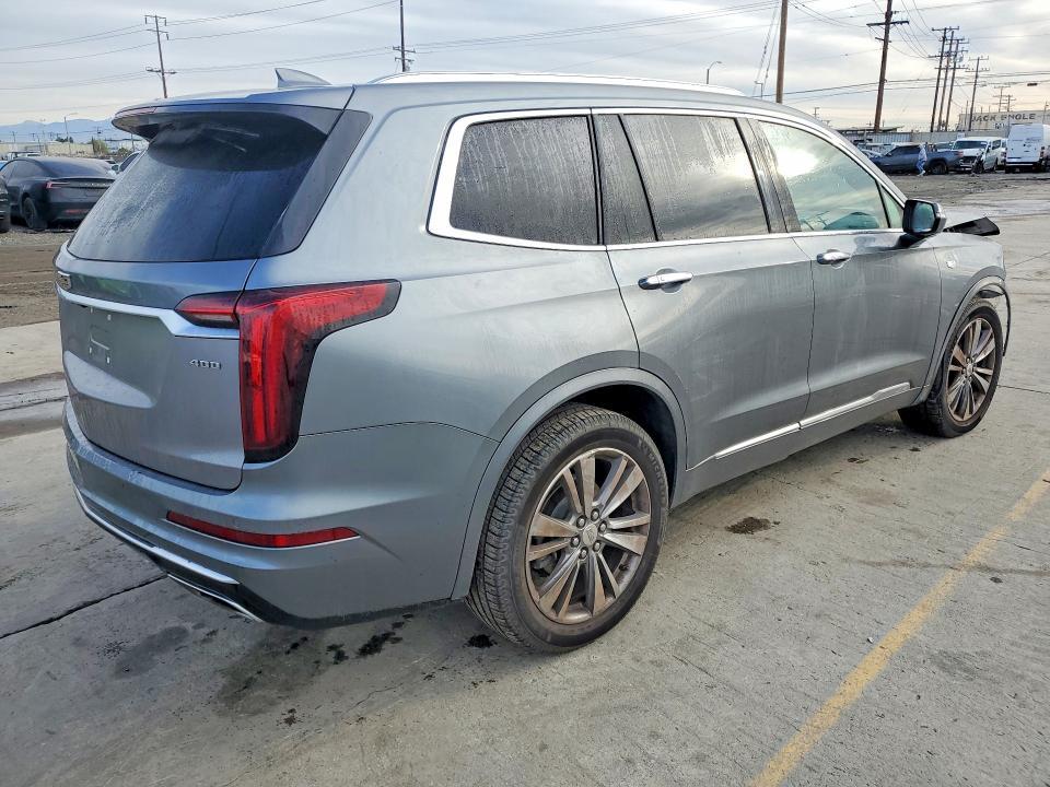 2022 Cadillac XT6 Premium Luxury