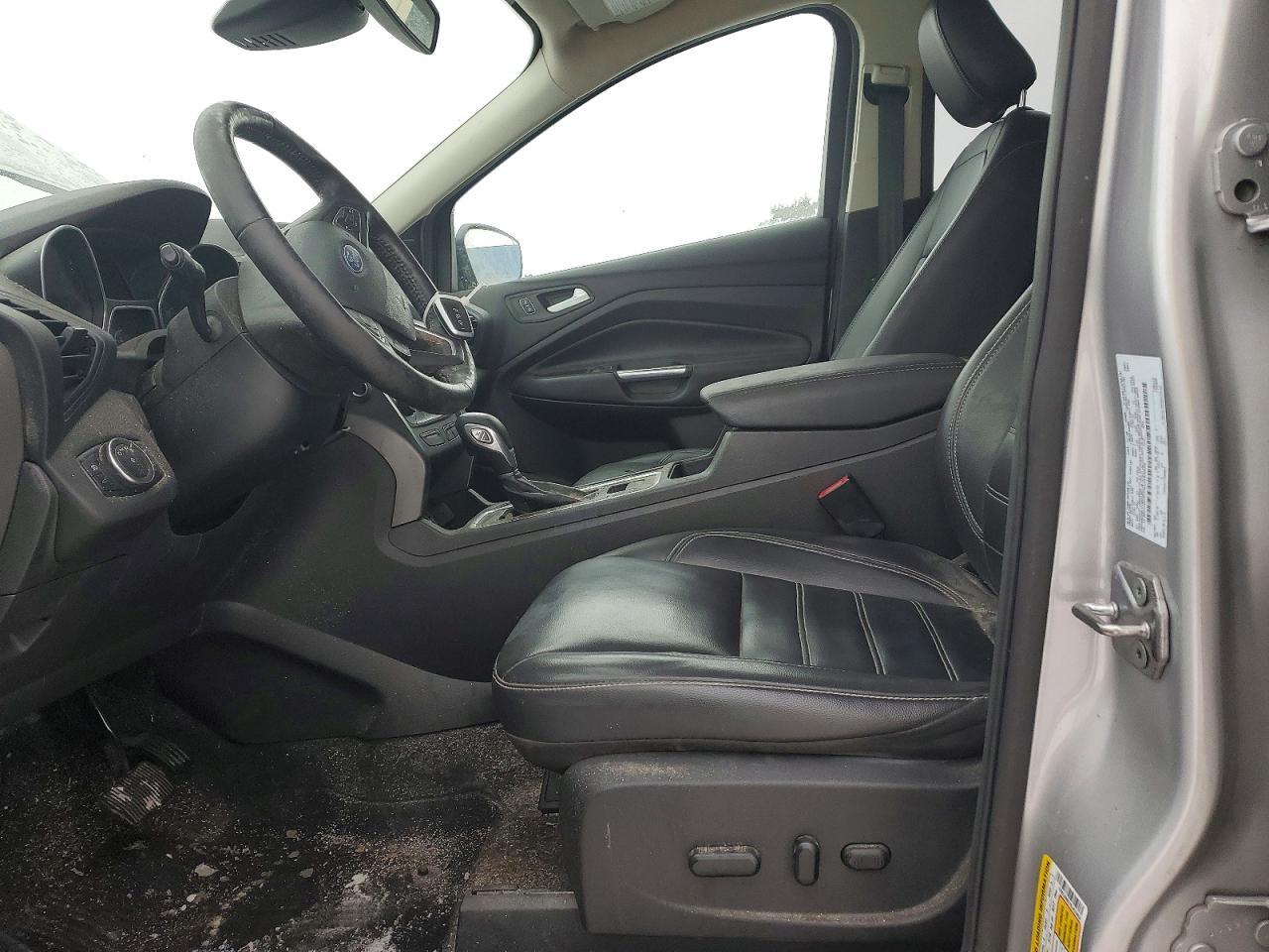 2019 Ford Escape sel