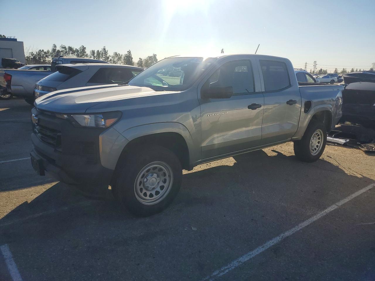 2025 Chev Colorado