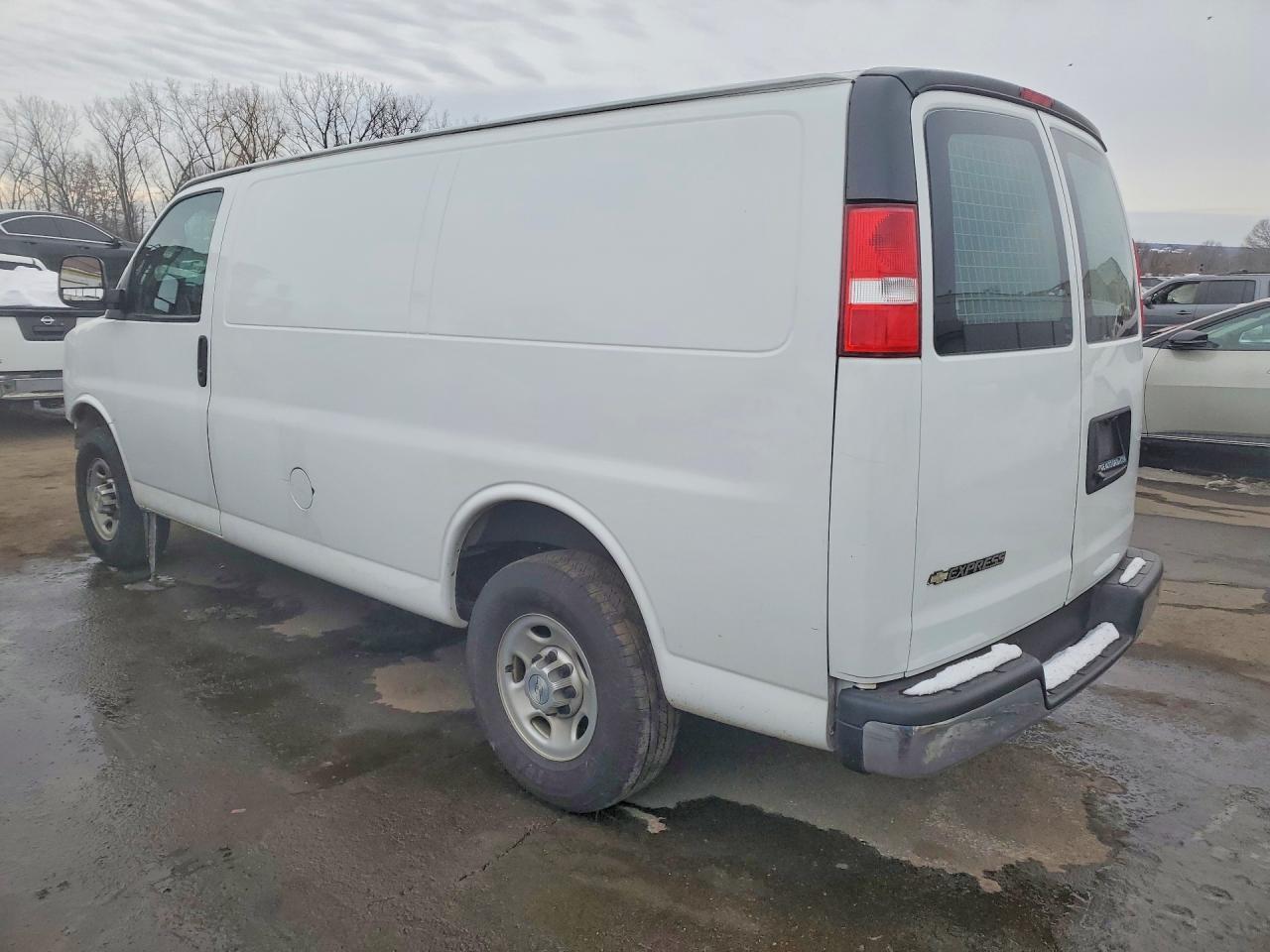 2019 Chevrolet Express G2500