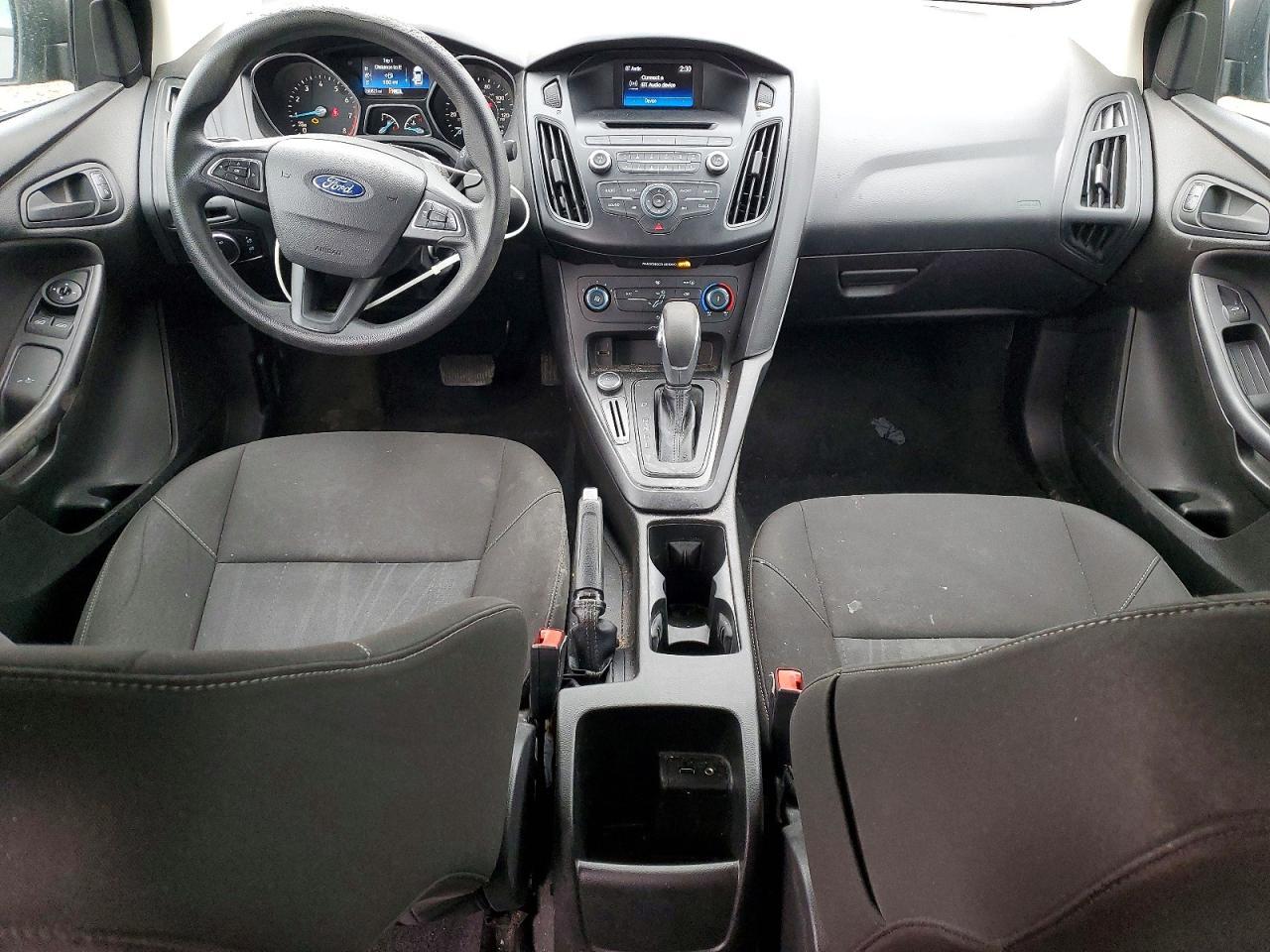 2015 Ford Focus s