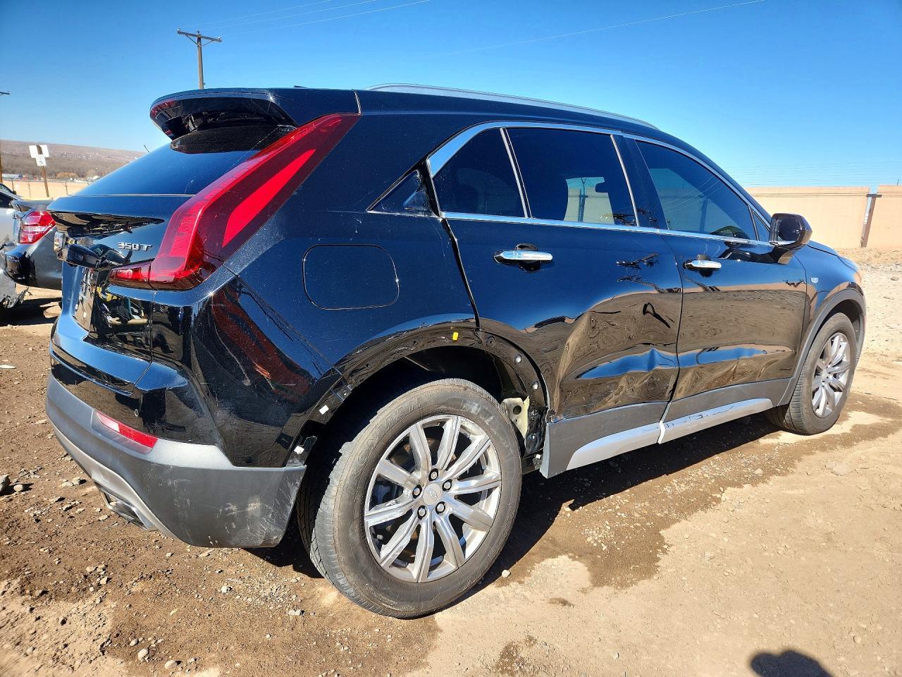 2020 Cadillac XT4 Premium Luxury