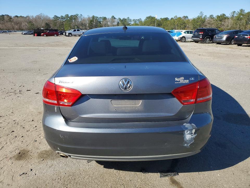 2013 Volkswagen Passat se