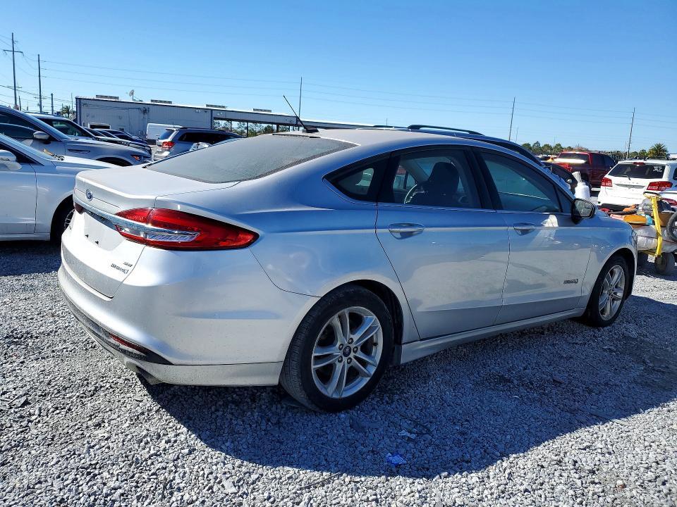 2018 Ford Fusion se Hybrid