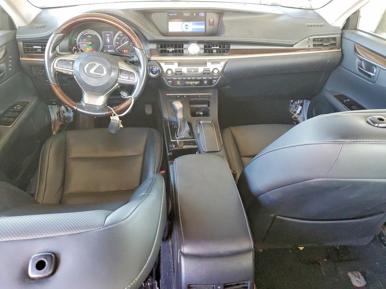 2016 Lexus Es 300h