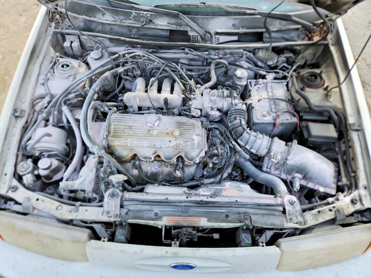 1995 Ford Escort lx