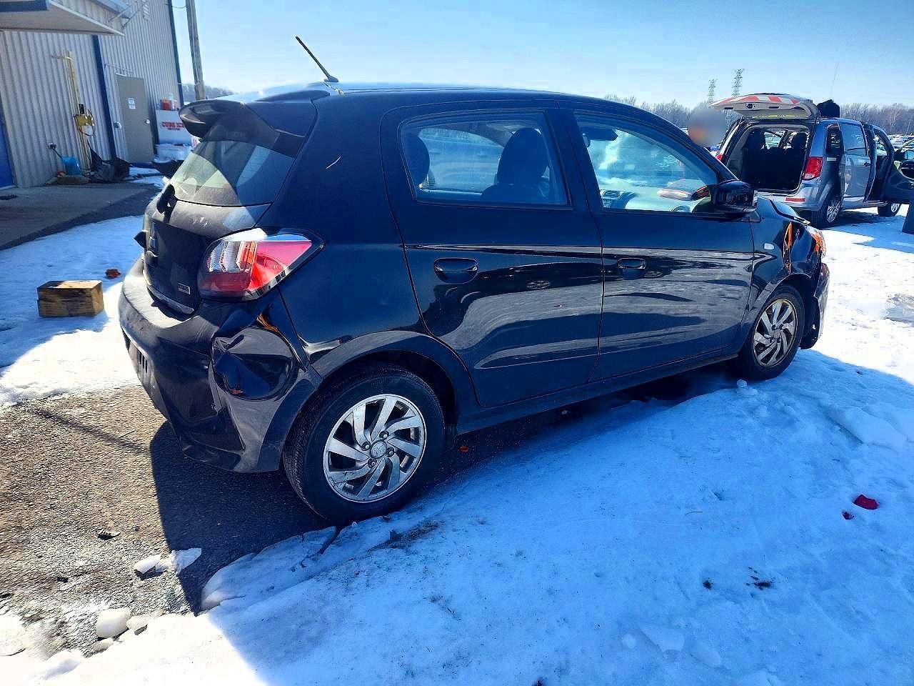 2024 Mitsubishi Mirage es