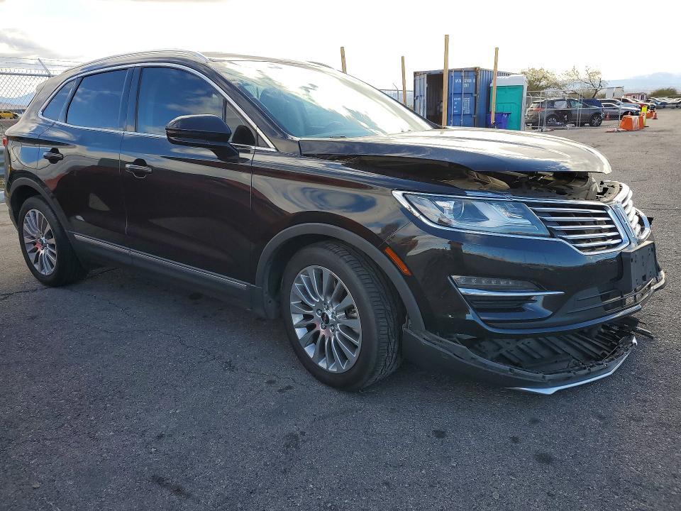 2015 Lincoln Townhouse MKC