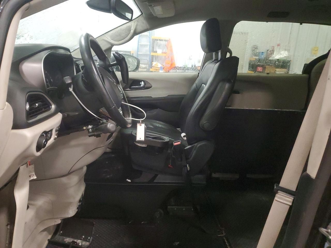 2020 Chrysler Pacifica Touring l Plus