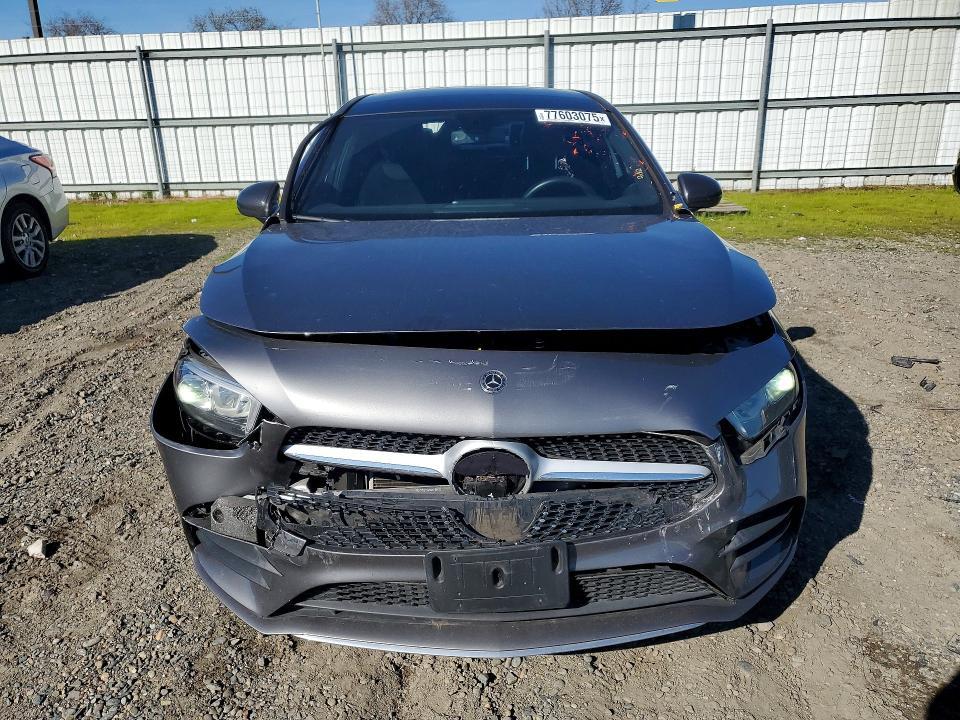 2021 Mercedes-Benz A 220