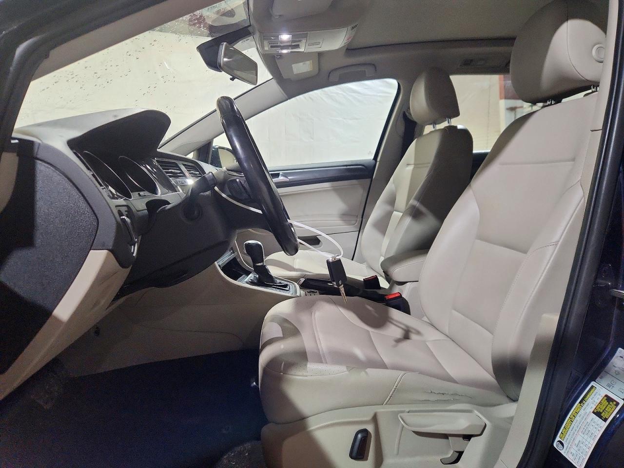 2018 Volkswagen Golf Sportwagen s