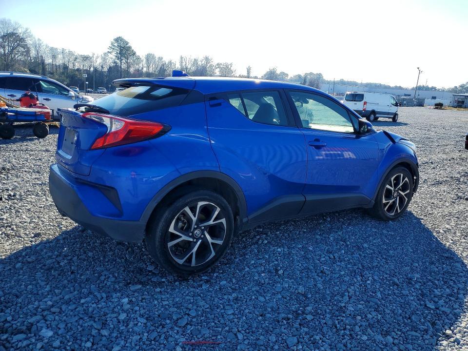 2020 Toyota C-hr xle