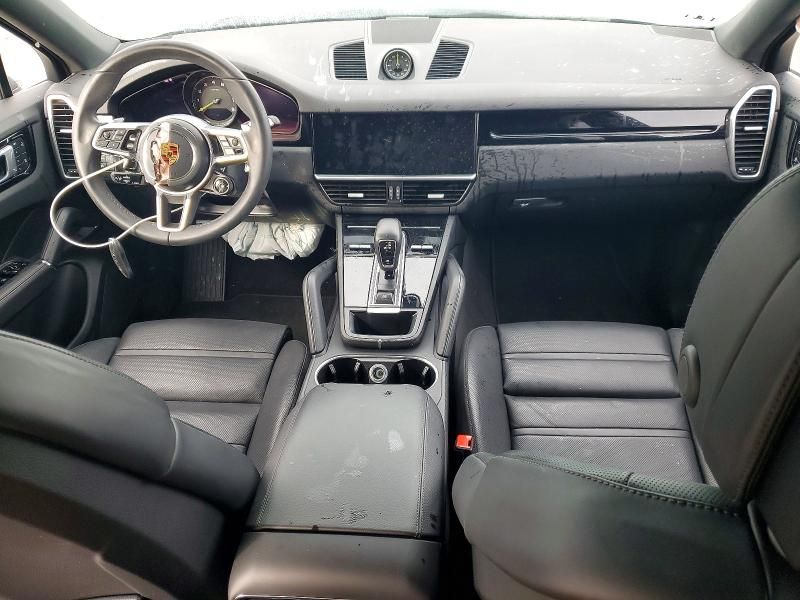 2022 Porsche Cayenne e Hybrid Coupe