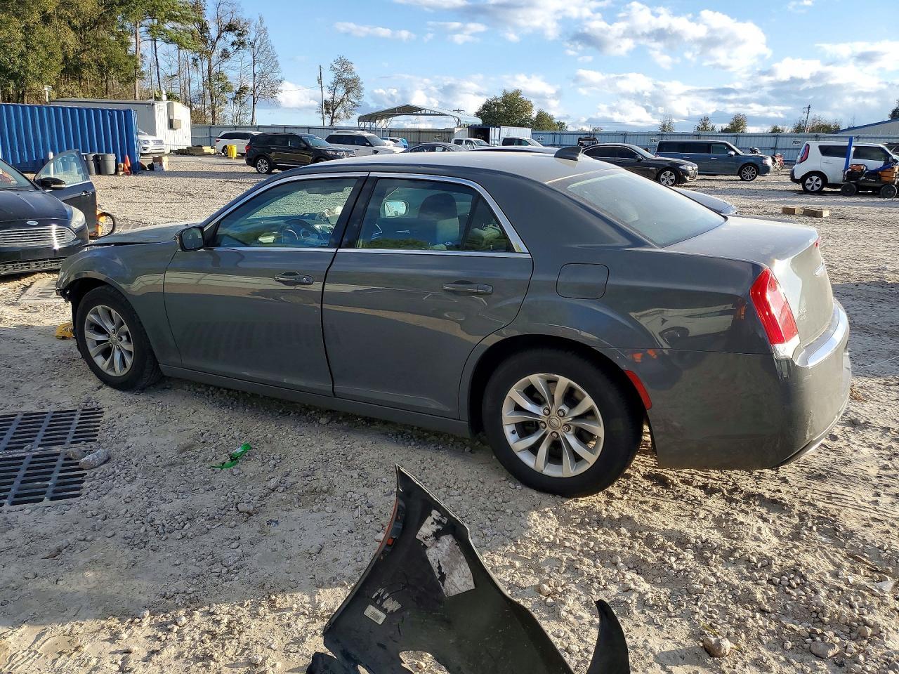 2019 Chrysler 300 Touring