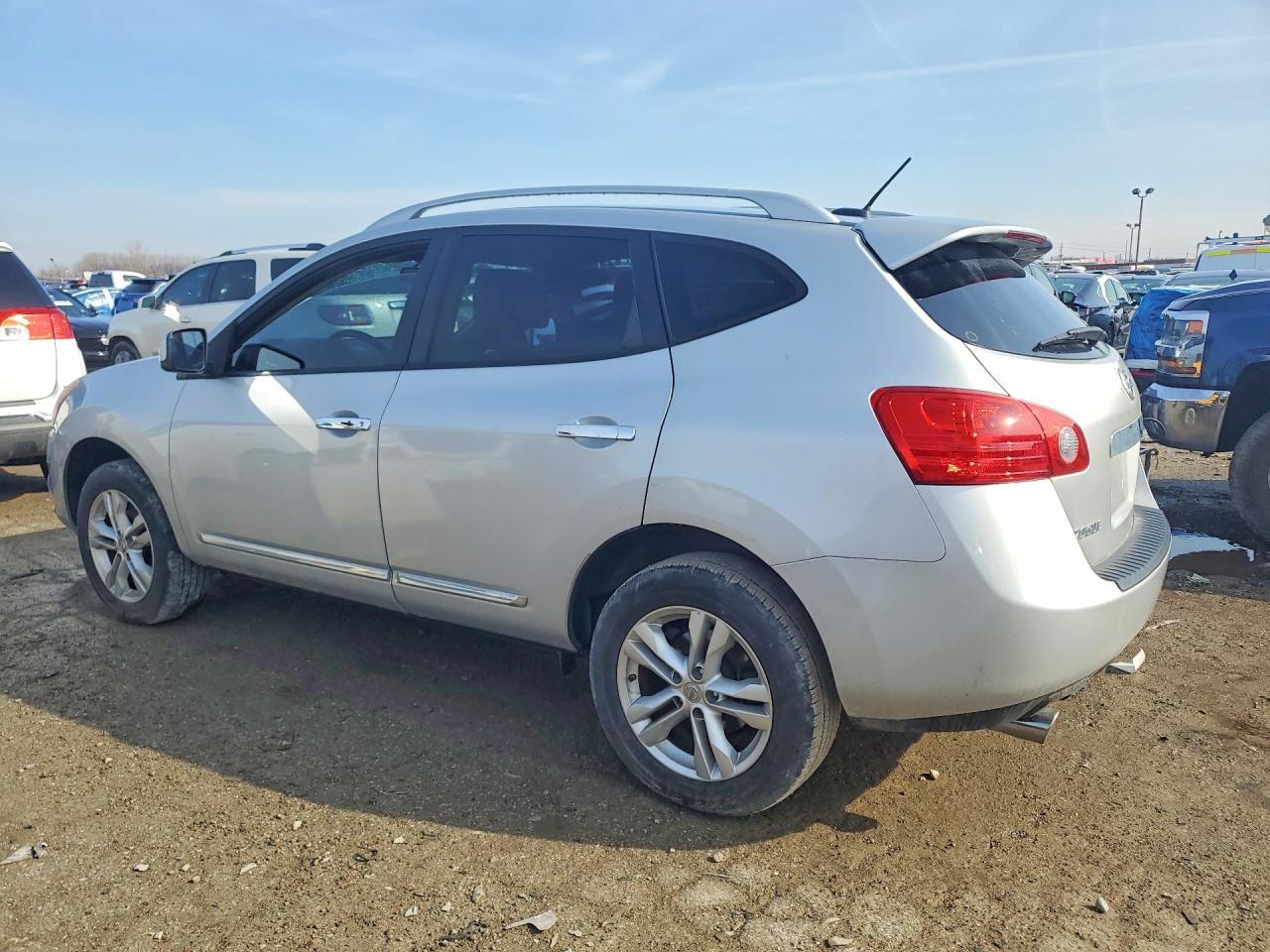 2012 Nissan Rogue s