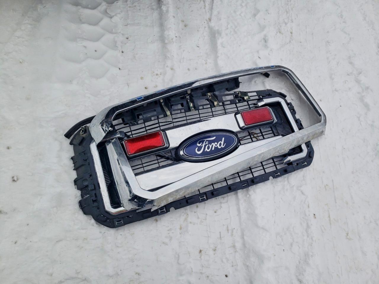 2015 Ford F350 Super Duty Ambulance