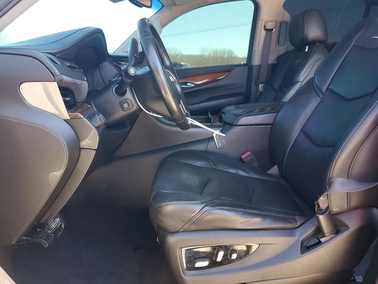 2016 Cadillac Escalade Luxury