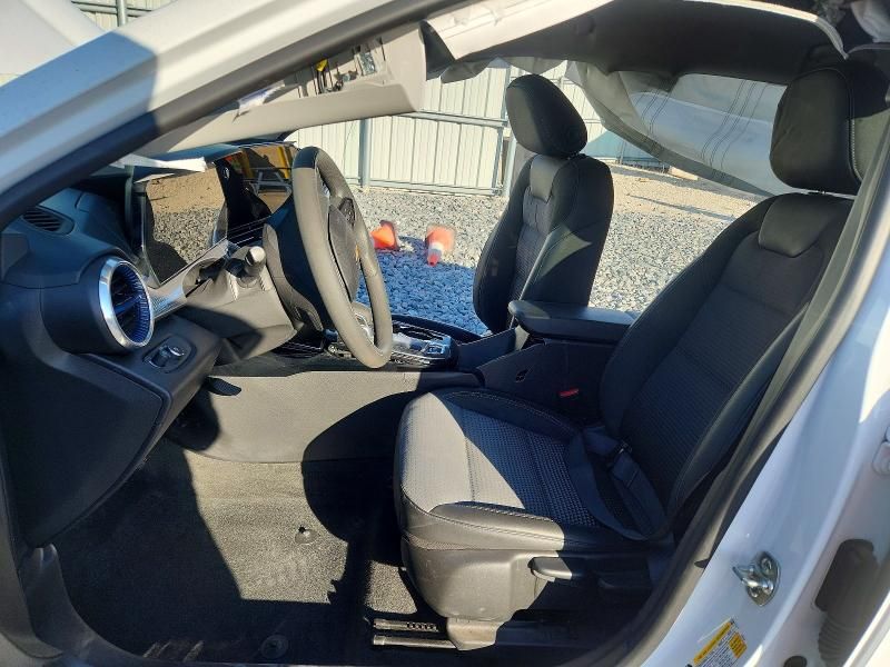 2025 Chevrolet Trax 1LT